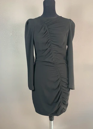Robe noire Maje modèle Rosami à manches longues, Taille 36, marque: Maje, état: Très bon état, taille: S / 36 / 8, 30,00 €, 32,20 € Protection acheteurs (Pro) incluse