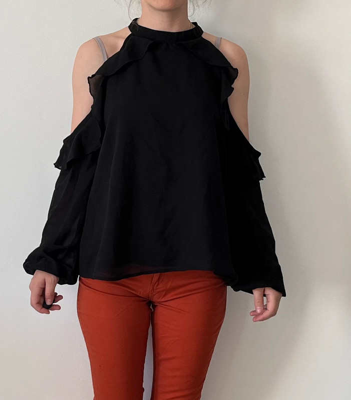 Blouse noire épaules dénudés 2