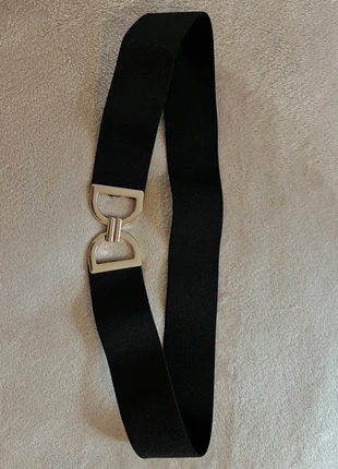Black elastic belt with gold buckle, état: Très bon état, taille: Ajustable, 1,50 €, 2,28 € Protection acheteurs incluse