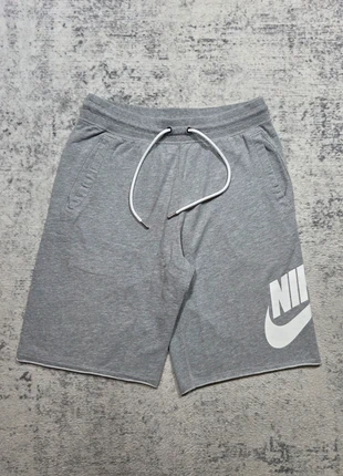 🩳 Short Nike Gris Logo Swoosh Blanc Taille S Sportswear Streetwear, marca: Nike, estado: Muy bueno, tamaño: S, 24,95 €, 26,90 € Protección al comprador Pro incluida