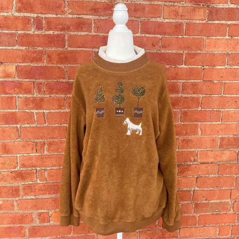 Embroidered sweatshirt 1