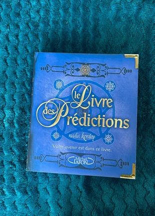 Le livre des prédictions - Nadia Korday, condition: New without tags, €4.00, €4.90 includes Buyer Protection