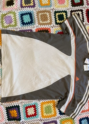 T-shirt, brand: adidas, condition: Good, size: M, €8.00, €9.10 includes Buyer Protection