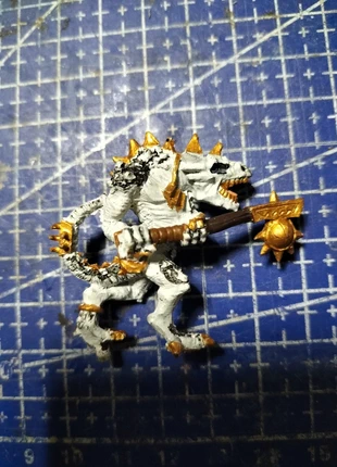 Warhammer Fantasy lizardmen kroxigor, merk: Games Workshop, staat: Goed, € 15,00, € 16,45 inclusief Kopersbescherming