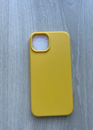 Coque jaune iPhone 14, marque: Amazon, état: Neuf sans étiquette, 5,00 €, 5,95 € Protection acheteurs incluse