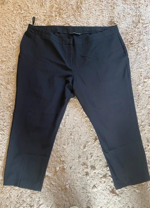 Black, short leg trousers, brand: Bonmarché, condition: Very good, size: 6XL / UK 40-42, £3.00, £3.85 includes Buyer Protection