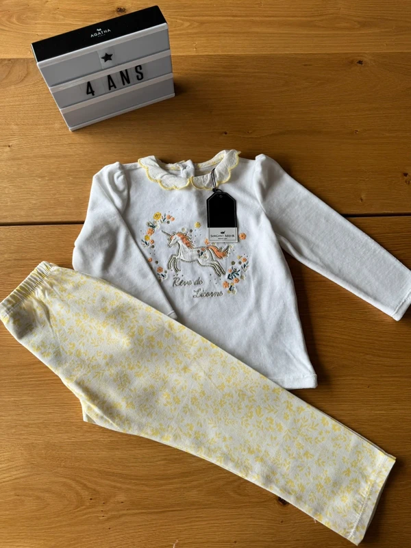 Pyjama 2 pièces ML haut en velours et bas jaune coton thème Licorne NEUF - Taille 4 Ans