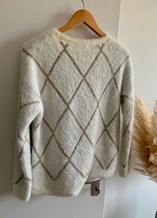 Pull doré et blanc Promod, merk: Promod, staat: Heel goed, maat: M / 38 / 10, € 10,00, € 11,20 inclusief Kopersbescherming