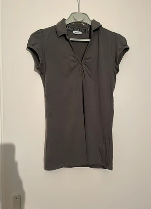 Haut gris Pimkie – Taille 40, manches courtes avec col, marque: Pimkie, état: Très bon état, taille: L / 40 / 12, 2,50 €, 3,33 € Protection acheteurs incluse
