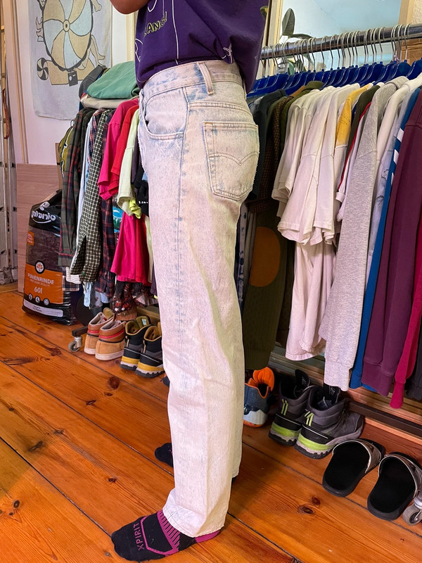 Vintage Blue Levi’s Snow Jeans 2