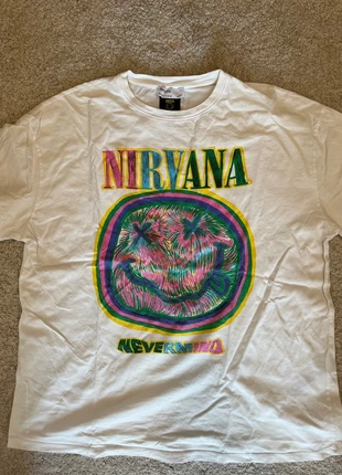 Nirvana Graphic Tee M, marque: Bershka, état: Très bon état, taille: M / 38 / 10, 3,00 €, 3,85 € Protection acheteurs incluse