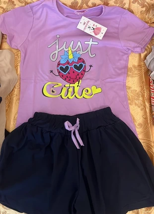 Completo, merk: Donna, staat: Nieuw met prijskaartje, maat: 14 jaar / 164 cm, € 10,00, € 11,20 inclusief Kopersbescherming