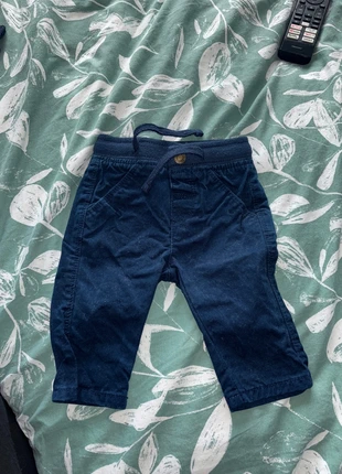 Pantalon, marca: Grain de Blé, estado: Muito bom, tamanho: 3-6 meses / 62 cm, €1.00, €1.75 inclui Proteção do Comprador