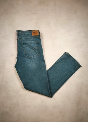 Levi’s – Jean Totally Shaping Straight Signature Gold – bleu – Taille W31 / L32, brand: Levi's, condition: Very good, size: L / 40 / 12, €14.00, €15.40 includes Buyer Protection Pro
