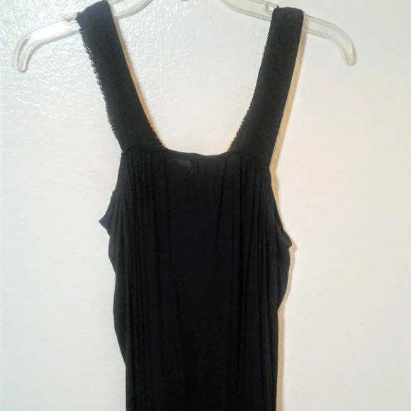 Magic:  Beaded Tank Top Color: Black Size: L 5