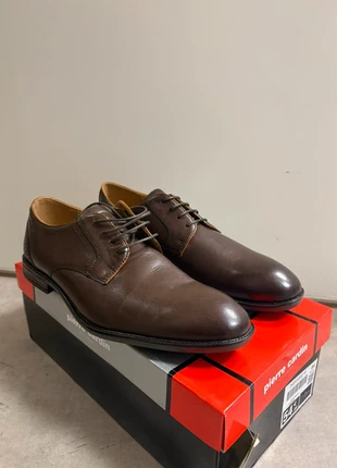 Chaussures derby en cuir marron Pierre Cardin – Taille 44, marque: Pierre Cardin, état: Neuf avec étiquette, taille: 44, 40,00 €, 42,70 € Protection acheteurs incluse