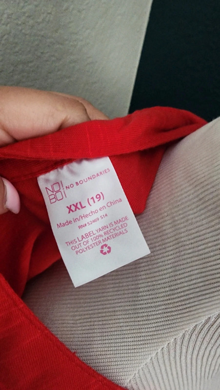 Red blouse in size XXL 2