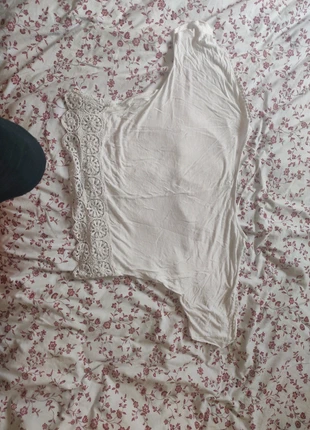 Haut blanc épaule dénudé, marke: Jennyfer, zustand: Sehr gut, größe: S / 36 / 8, 5,00 €, 5,95 € inklusive Vinted-Käuferschutz