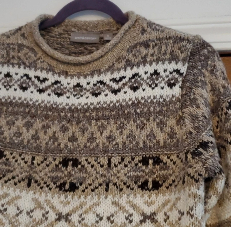Croft and Barrow knit Sweater 2