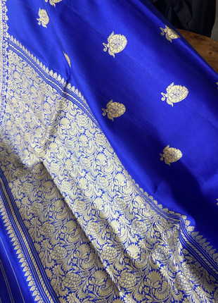 Sari indien bleu roi brodé doré – 6 m x 1,10 m, état: Neuf sans étiquette, 45,00 €, 47,95 € Protection acheteurs incluse