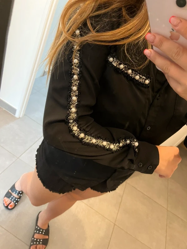 Blouse noire broderie - photo numéro 3