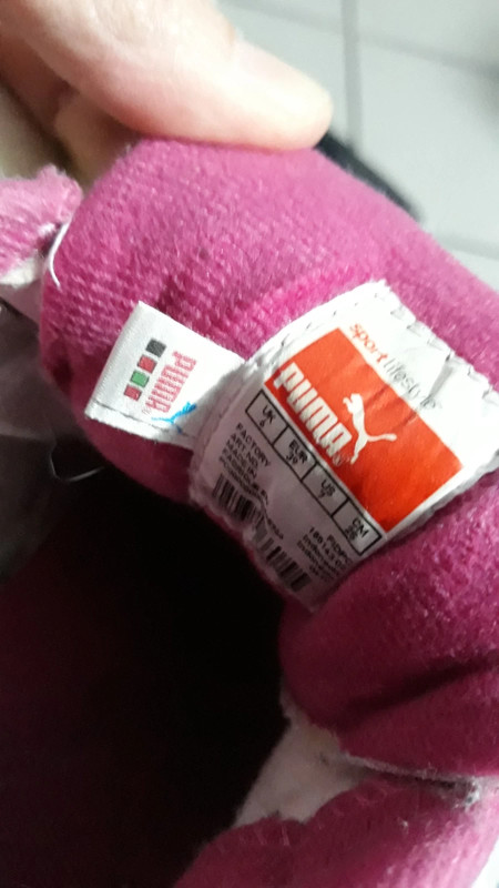 Puma rosa 2025 e bianche