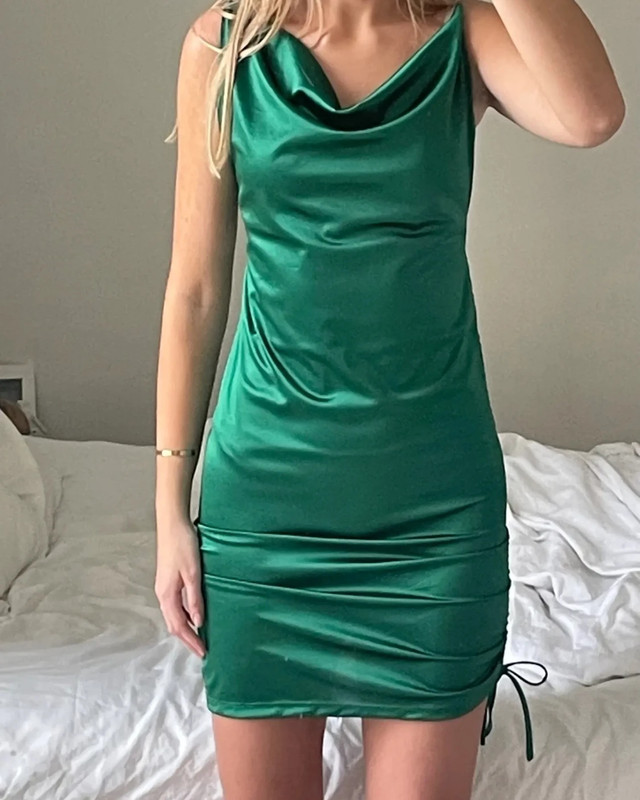 Grøn kjole 1