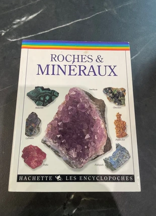 Livre riche et minéraux, état: Très bon état, 2,00 €, 2,80 € Protection acheteurs incluse