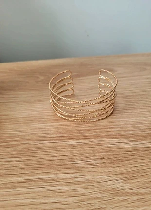 Bracelet manchette femme tressé doré  style bohème neuf, marke: Boutique indépendante, zustand: Neu, 8,00 €, 9,10 € inklusive Vinted-Käuferschutz