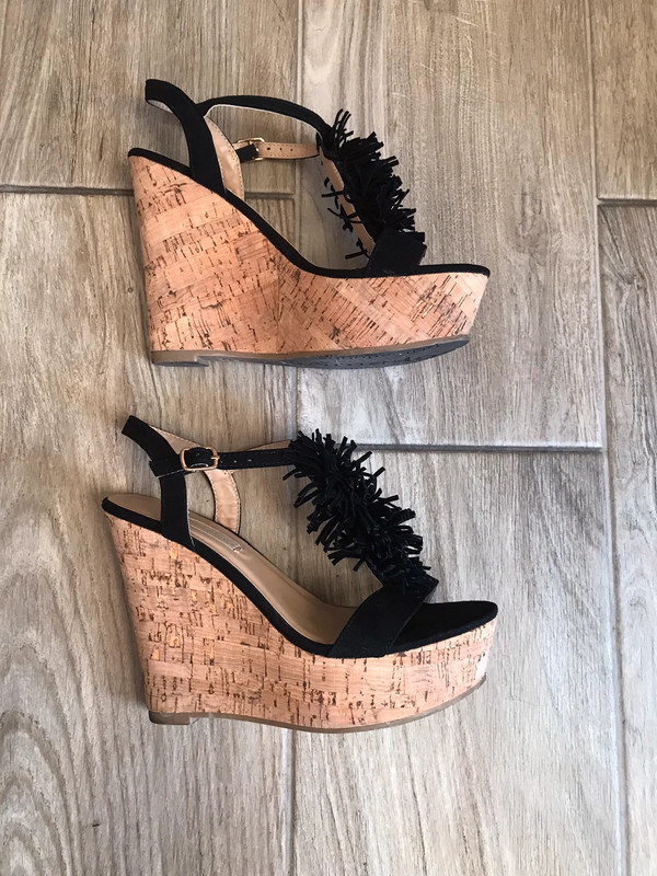 Zeppa nera con frange Primadonna Vinted