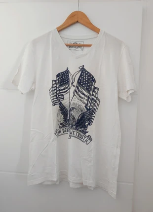 T-shirt blanc illustration bleu marine Homme Celio T.L, marca: Celio, estado: Muito bom, tamanho: L, €6.00, €7.00 inclui Proteção do Comprador