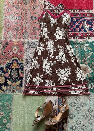 Benetton brown and red supersexy light summer dress, brand: United Colors of Benetton, condizioni: Ottime, taglia: M / IT 42 / EU 38, €13.00, €14.35 include la Protezione acquisti