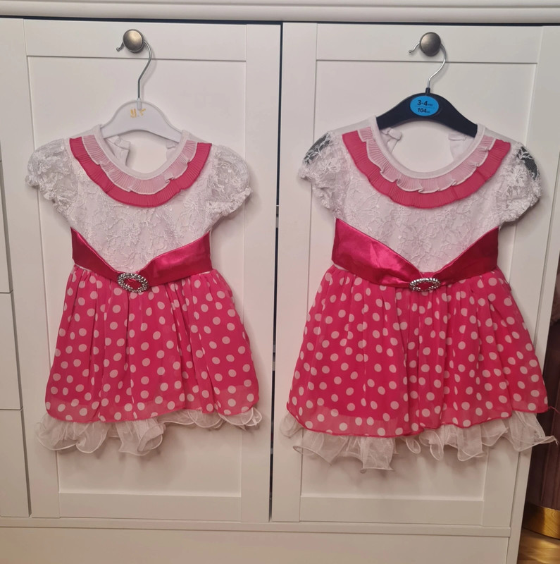 Baby Kleider / Kleidchen • Zwillinge 