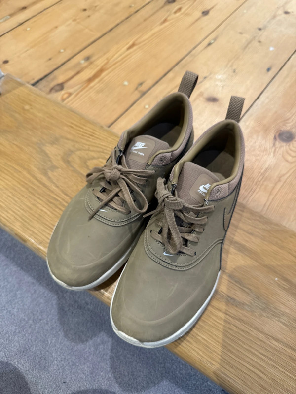 Nike thea desert storm online