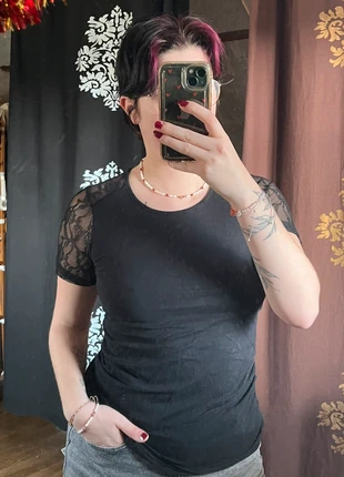 T-shirt noir manches dentelle – Gémo (taille S), merk: Gémo, staat: Heel goed, maat: S / 36 / 8, € 5,00, € 5,95 inclusief Kopersbescherming