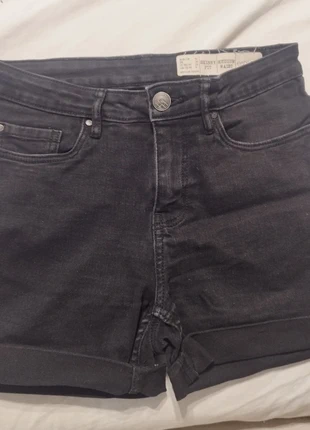 Bermudas, merk: Esmara, staat: Heel goed, maat: M / 38 / 10, € 4,00, € 4,90 inclusief Kopersbescherming