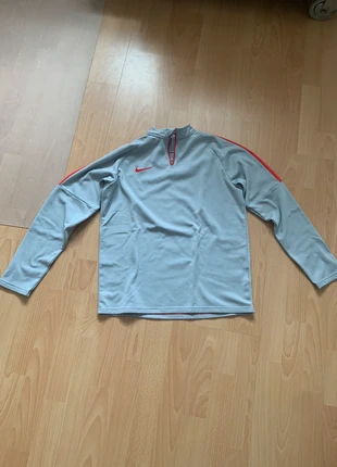 Grijze Nike trainingstrui, brand: Nike, condizioni: Buone, taglia: XL, €5.00, €5.95 include la Protezione acquisti