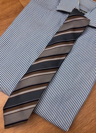 Cravate à rayures gris et marron vintage, marca: Vintage Dressing, estado: Muito bom, €4.60, €5.53 inclui Proteção do Comprador Pro