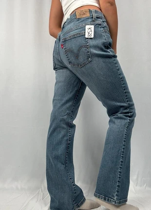 K528 Jean Levi’s Femme 515 Mid Rise Boot Cut, marke: Levi's, zustand: Sehr gut, größe: M / 38 / 10, 29,99 €, 32,19 € beinhaltet Vinted-Käuferschutz Pro