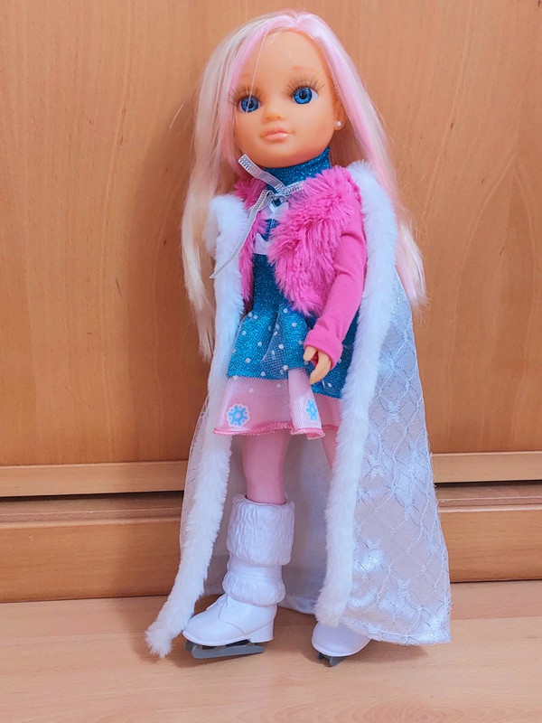 Boneca Nancy na Neve com Glamour Vinted