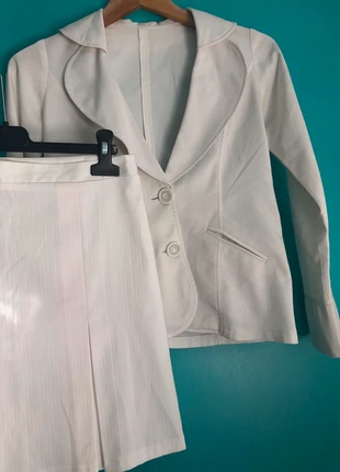 Ensemble blanc , condition: Good, size: XXS / 32 / 4, €10.00, €11.20 includes Buyer Protection