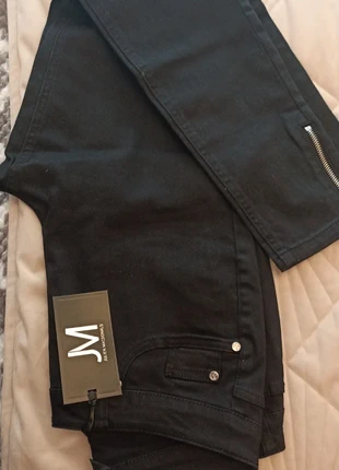Black ankle zip jeans by Julian McDonald, brand: julian McDonald, condition: New with tags, size: M / 10, £22.00, £23.80 includes Buyer Protection
