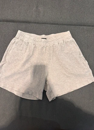 Grey Theory Short women, marque: Theory, état: Très bon état, taille: L / 40 / 12, 5,00 €, 5,95 € Protection acheteurs incluse