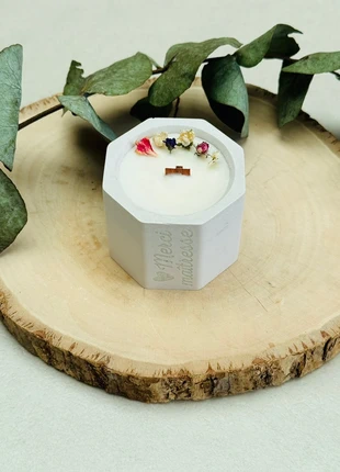 Bougie fleurie merci maîtresse, marke: Handmade, zustand: Sehr gut, 8,00 €, 9,10 € beinhaltet Vinted-Käuferschutz Pro