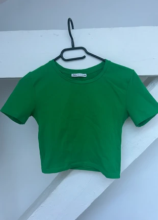 Lot Tee shirts Zara, marke: Zara, zustand: Gut, größe: S / 36 / 8, 3,00 €, 3,85 € inklusive Vinted-Käuferschutz