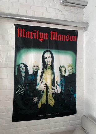 Marilyn Manson fabric tapestry, merk: Marilyn Manson, staat: Nieuw zonder prijskaartje, € 14,00, € 15,40 inclusief Kopersbescherming