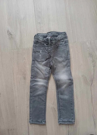 Jeans gris TAO skinny, marca: TAO, estado: Nuevo sin etiquetas, tamaño: 24-36 meses / 92 cm, 2,00 €, 2,80 € Protección al comprador incluida