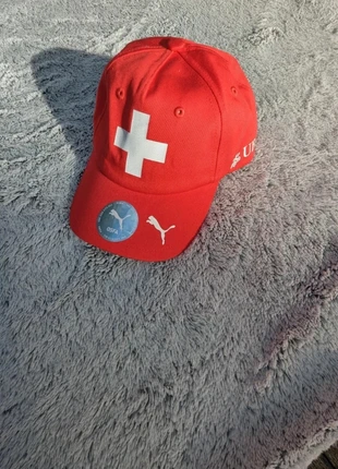 Casquette Puma rouge Équipe nationale Suisse football, taille unique, brand: Puma, condizioni: Nuovo con cartellino, taglia: Taglia unica, €18.00, €19.60 include la Protezione acquisti