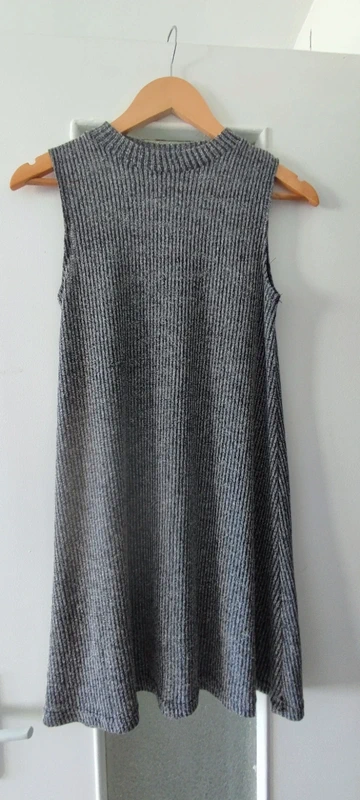 Robe grise - photo numéro 2