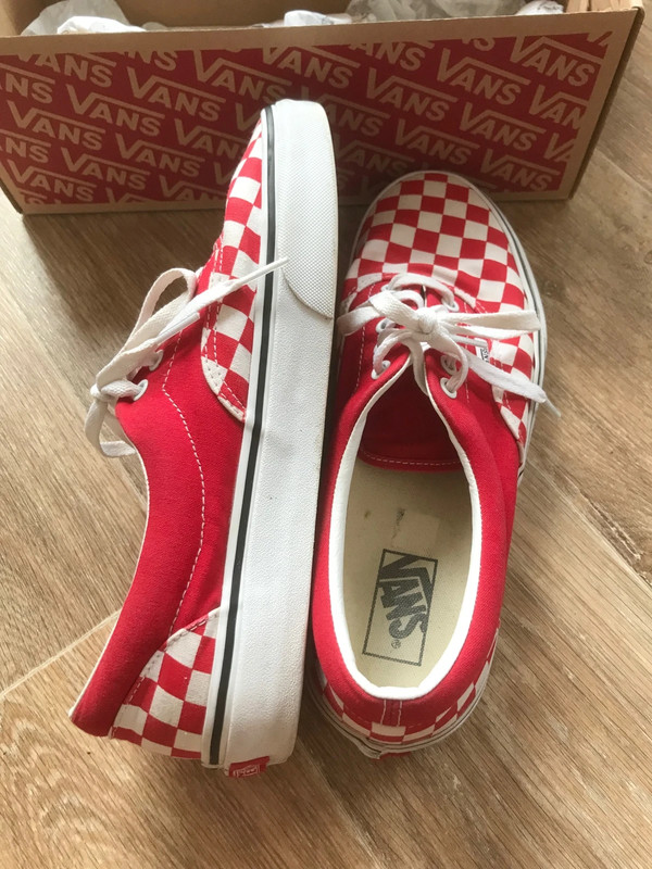 Baskets Vans off the wall damier rouge blanc Vinted